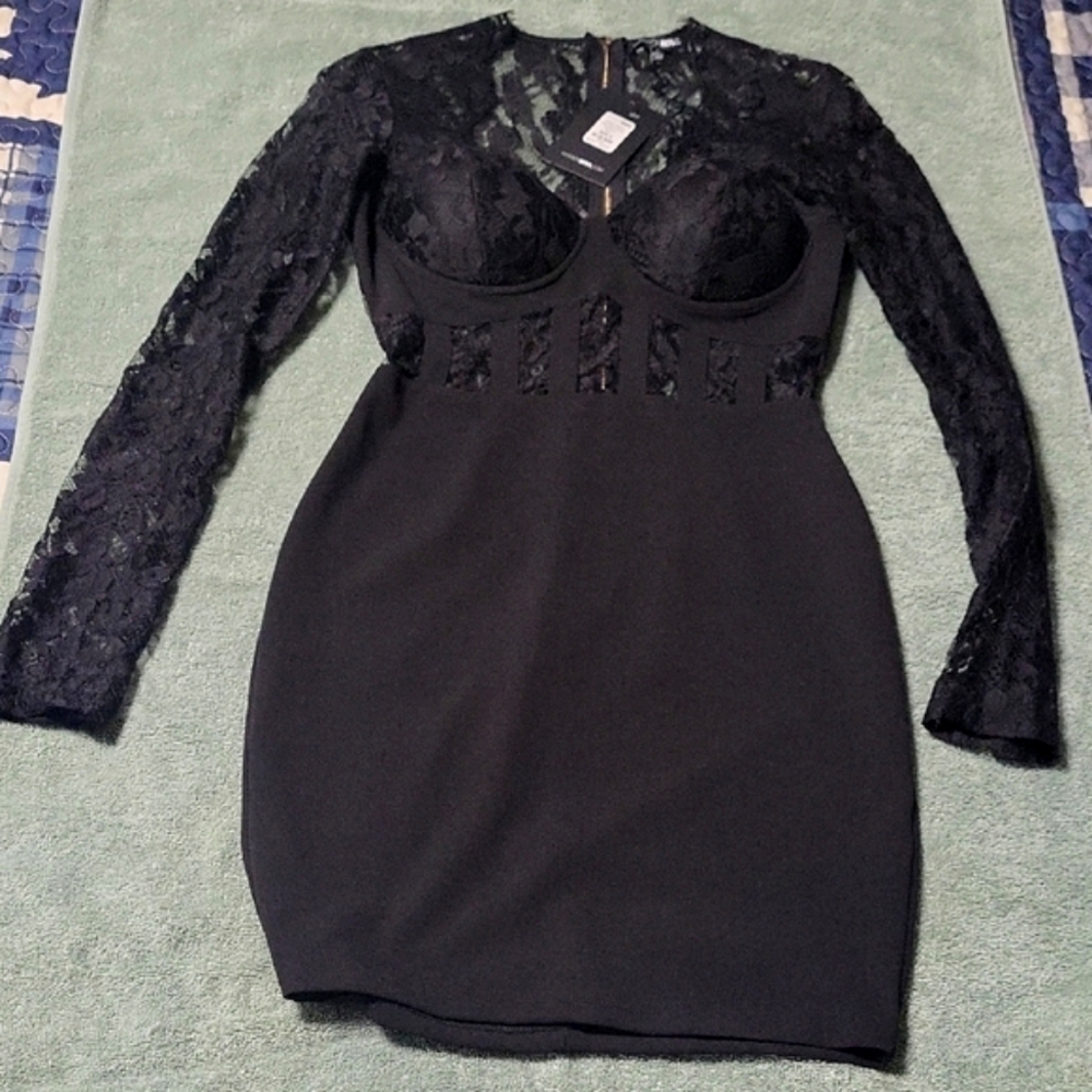 Elegant Black Lace Dress